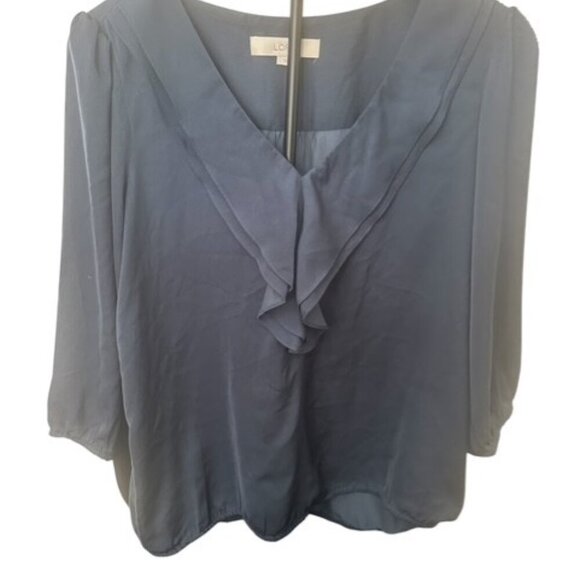 Ann Taylor Loft Women's Large Blouse Gray 3/4 Sleeve Faux Silk V-Neck Ruffle - Picture 1 of 5